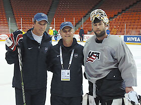 UConn’s Dr. Robert Arciero, center, with Team USA assistant coach Mike Sullivan, left, and goaltender Robert Esche during a practice in Halifax, Nova Scotia, in May.