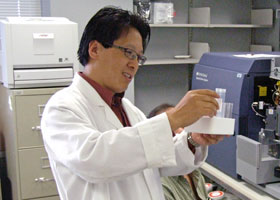 Photo of Dr. Zihai Li