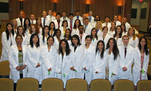 Photo of the UConn School of Dental Medicine Class of 2014